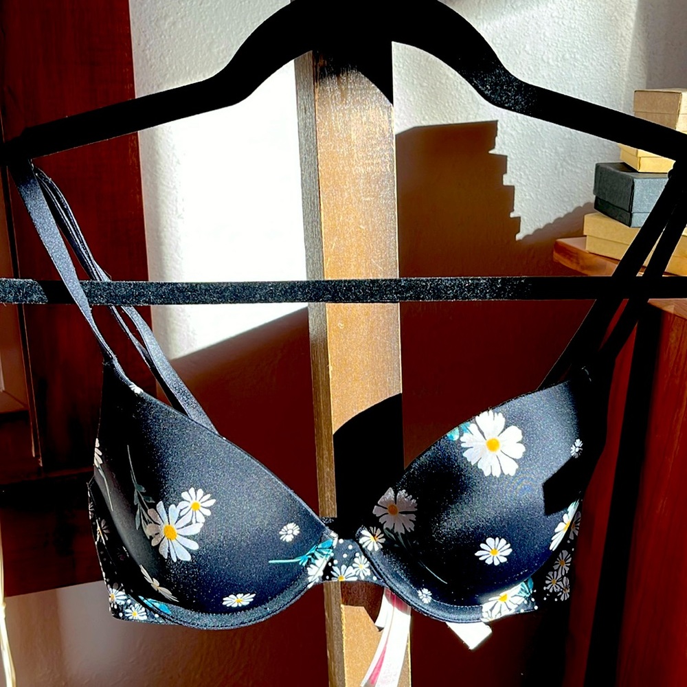 PINK T-shirt bra